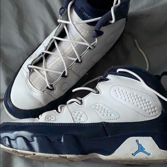 blue white 9s
